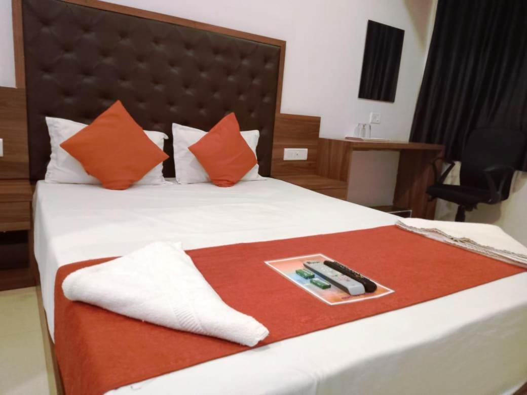 Sai Deep Lodging Navi Mumbai Bagian luar foto