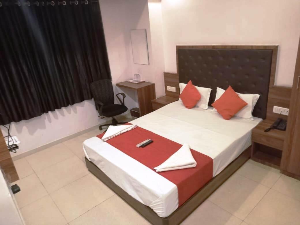 Sai Deep Lodging Navi Mumbai Bagian luar foto